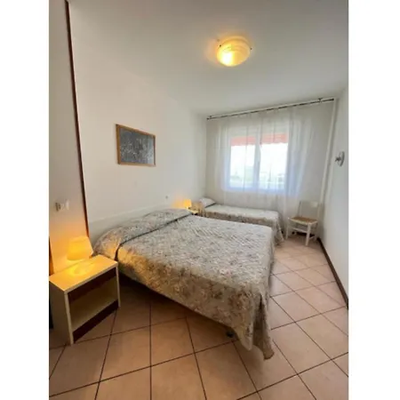 Apartment Sunny Terraced In Lignano Lignano Sabbiadoro
