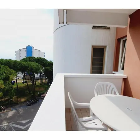 Sunny Terraced In Lignano リニャーノ・サッビアドーロ